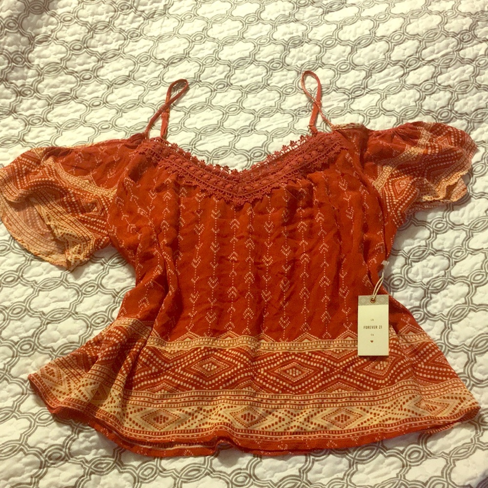 Cold Shoulder Crop Top